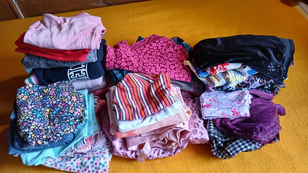 Zestaw ubrań paka dla dziewczynki 7 lat rozmiar 122/128 Matalan