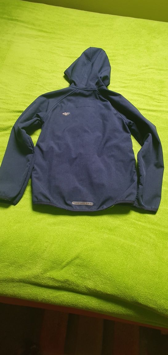 Kurtka softshell 4f r.140