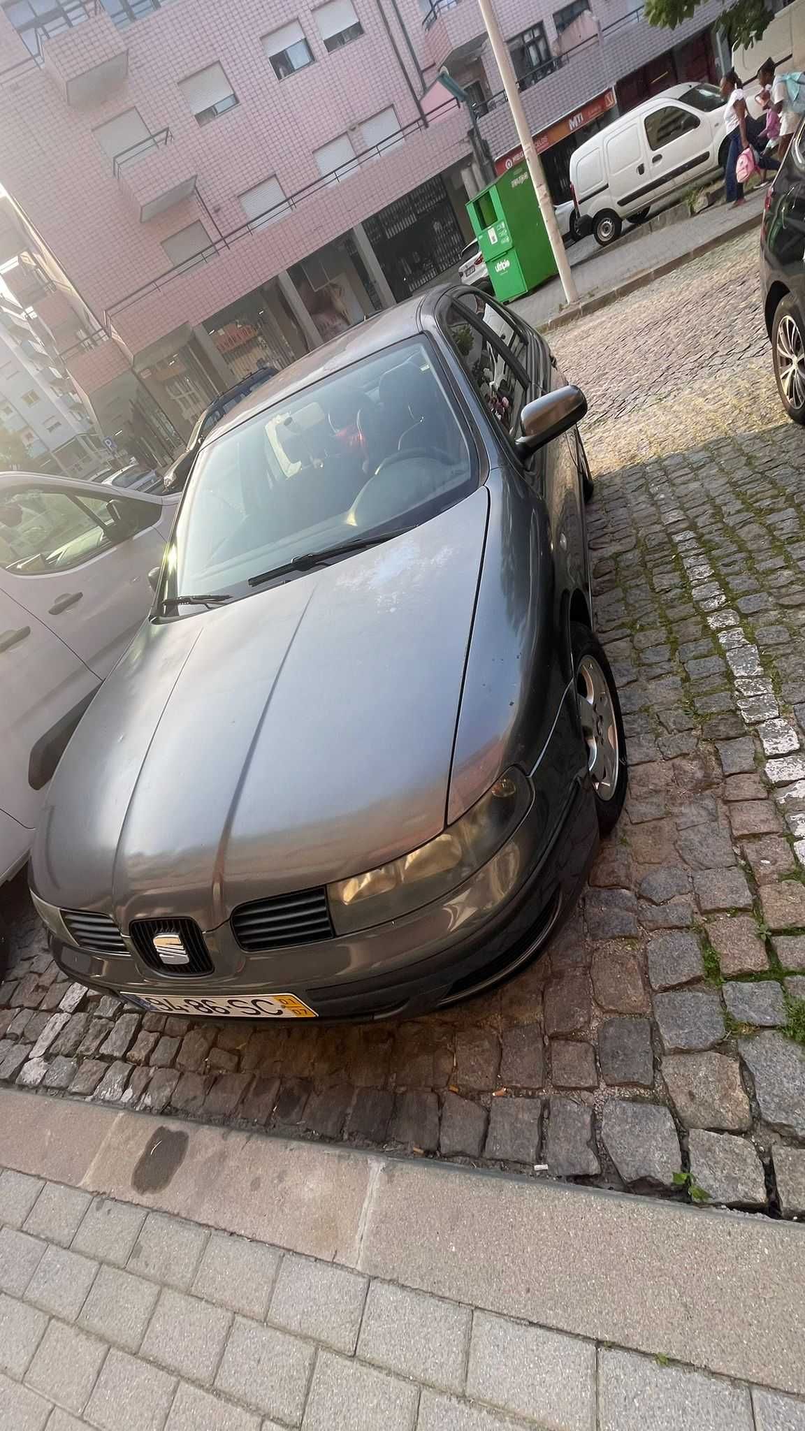Seat leon 2001 com revisao feita a menos de um mês
