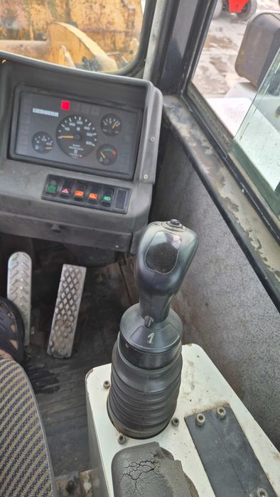 Ładowarka kołowa liebherr L541 super stan 1997r