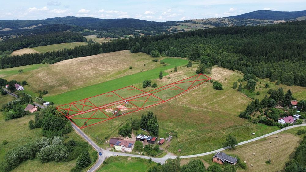 widokowa uzbrojona działka budowlana w Górach Sowich