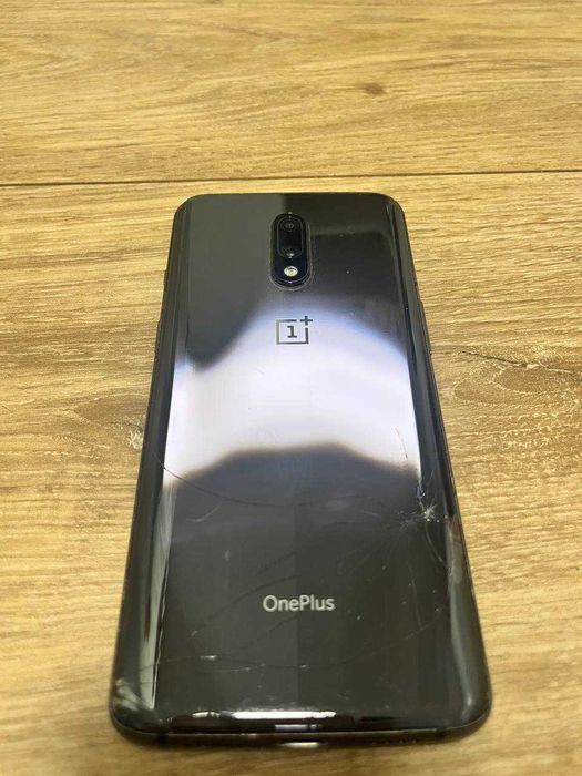 OnePlus 7 (8/256)