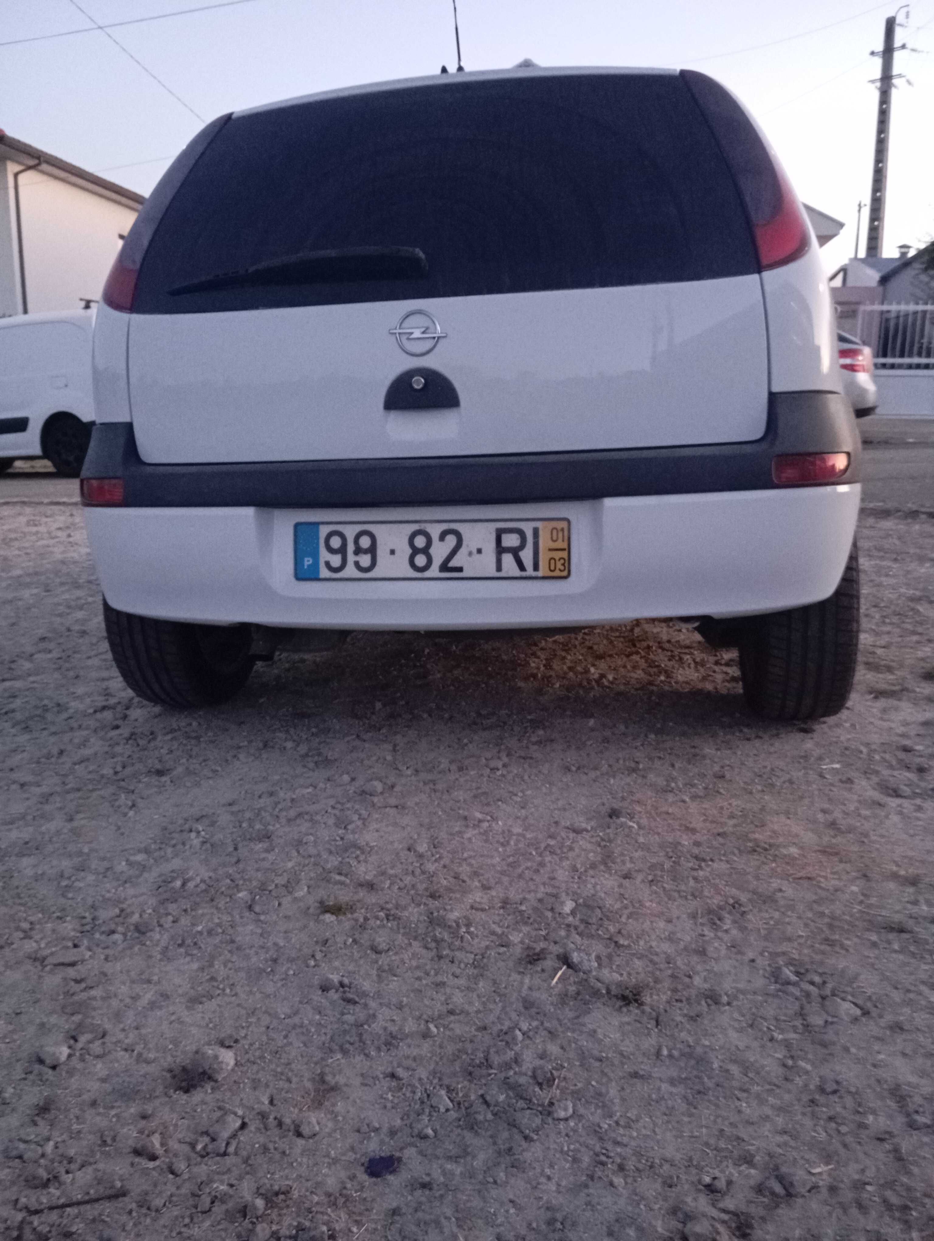 Opel corsa c comercial