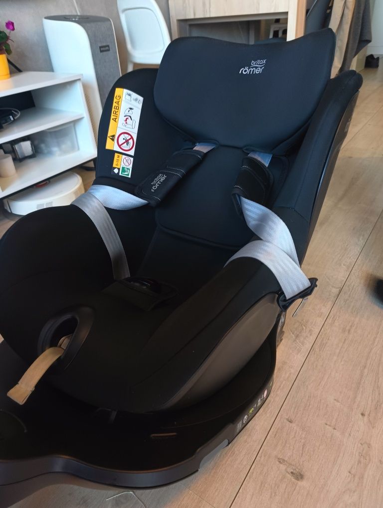 Britax Dualfix M iSize Fotelik RWF 0-18kg 61-105cm