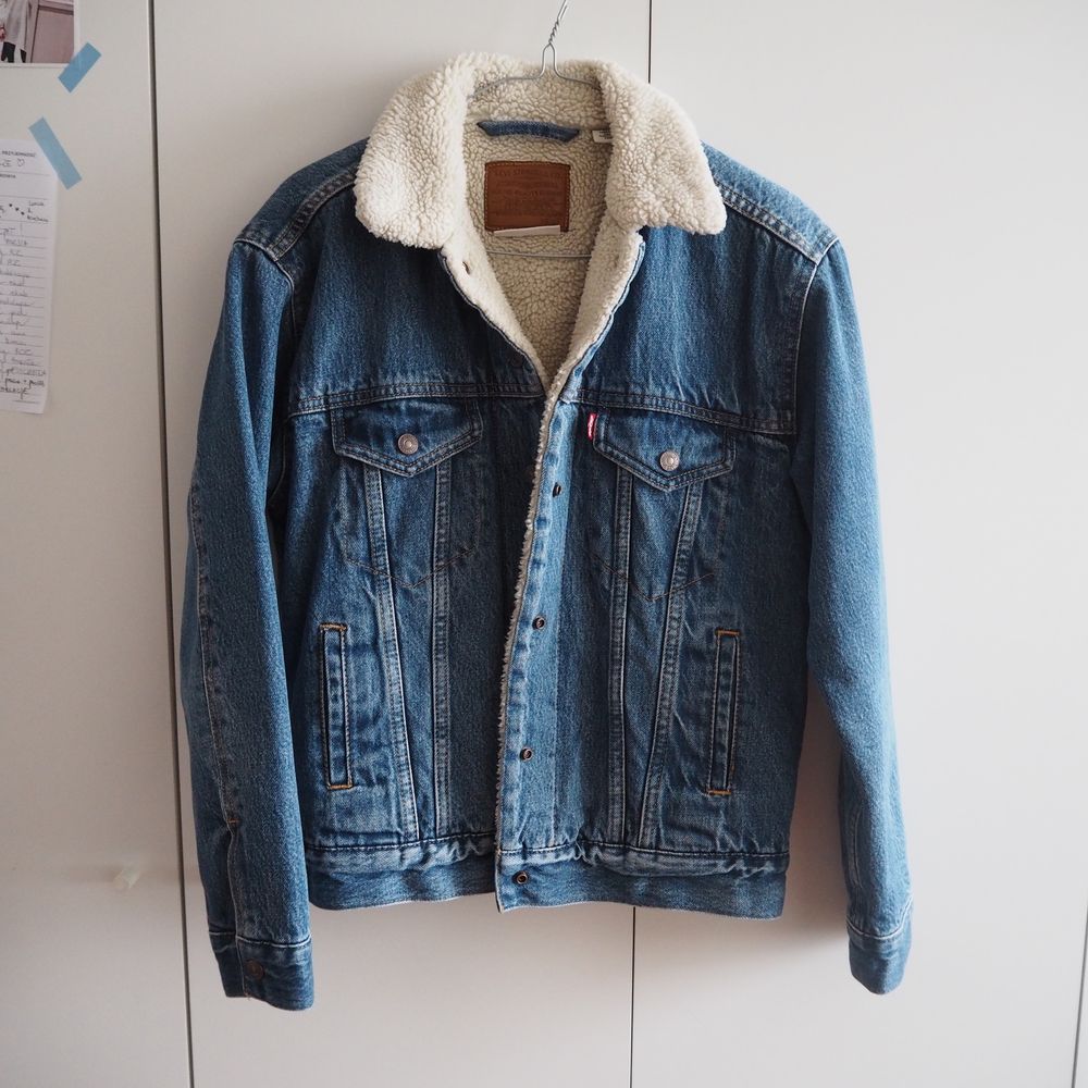 Kurtka jeansowa Levi’s EX-BF Sherpa Trucker rozmiar XS