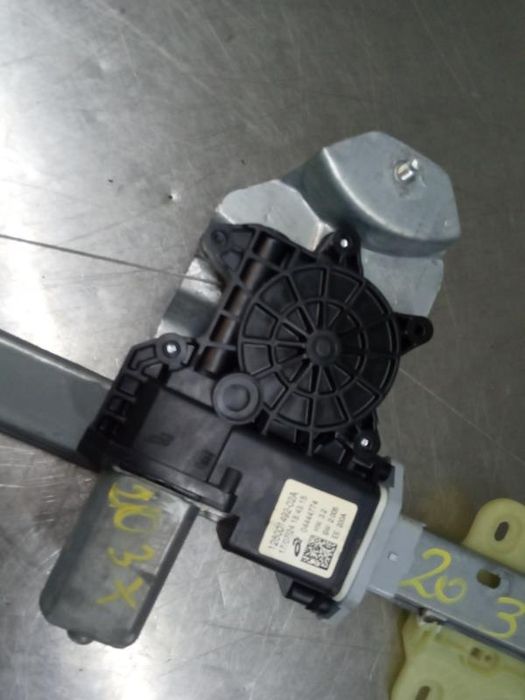 Elevador vidros frente esquerdo RENAULT Clio IV (BH_)