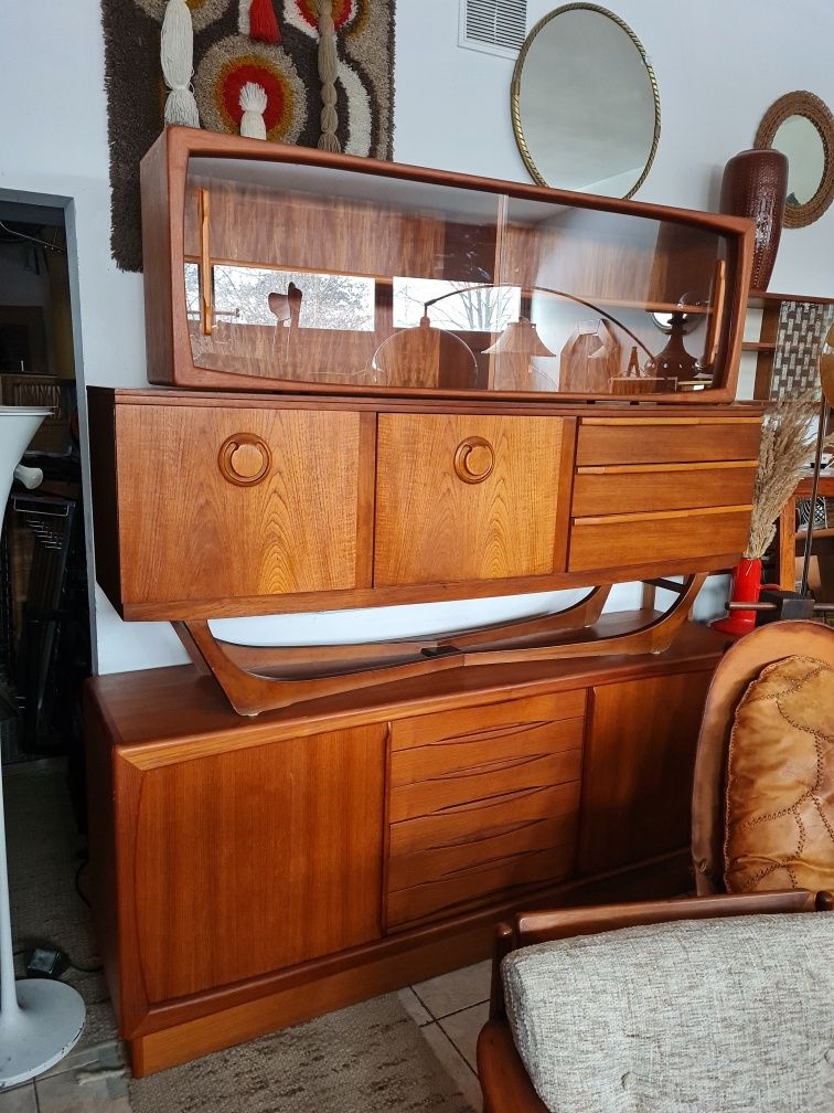 Komoda tekowa,sideboard,witryna ścienna Dyrlund,Dania lata 70,mid-c