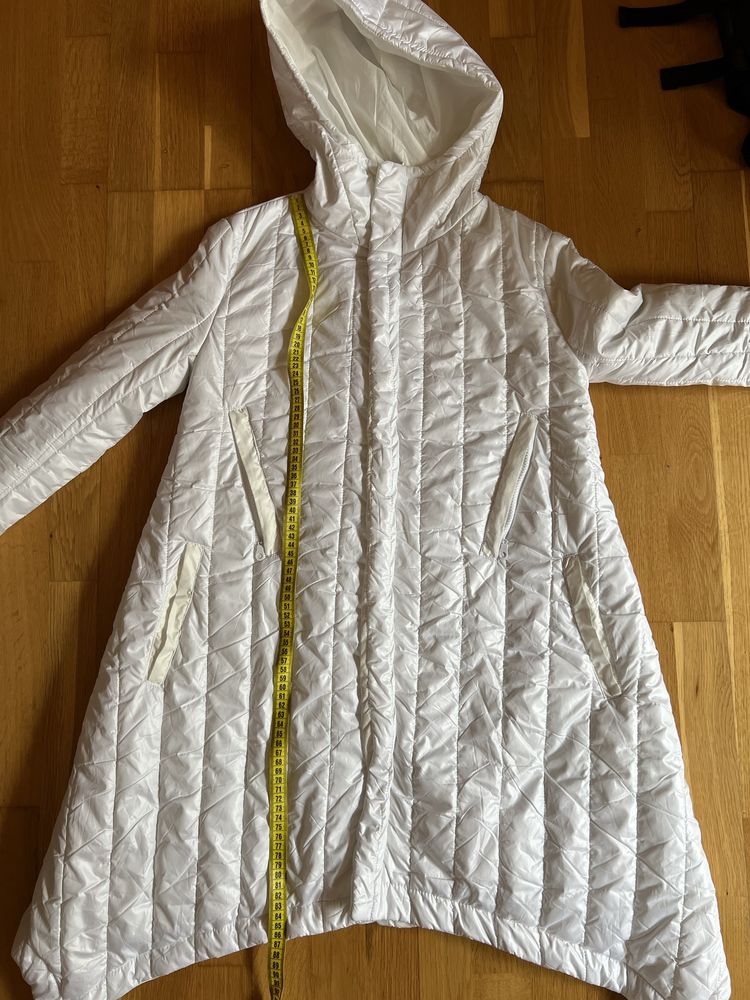 Демисезонное пальто подростковое, на девочку, размер XS,Perla G