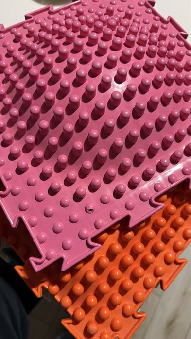 Ортопедичні різнотекстврні килимки Ортодон і Ортопазл. Дитячий килимок