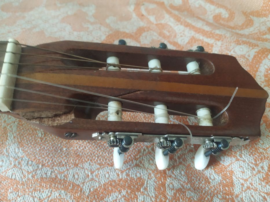 Гітара акустична 6 струнна