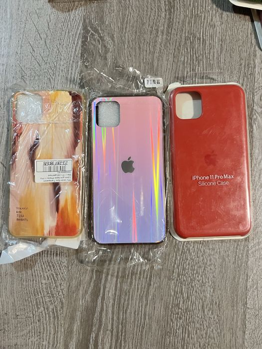 Продам чехол на айфон 11 про макс 50 грн за все
