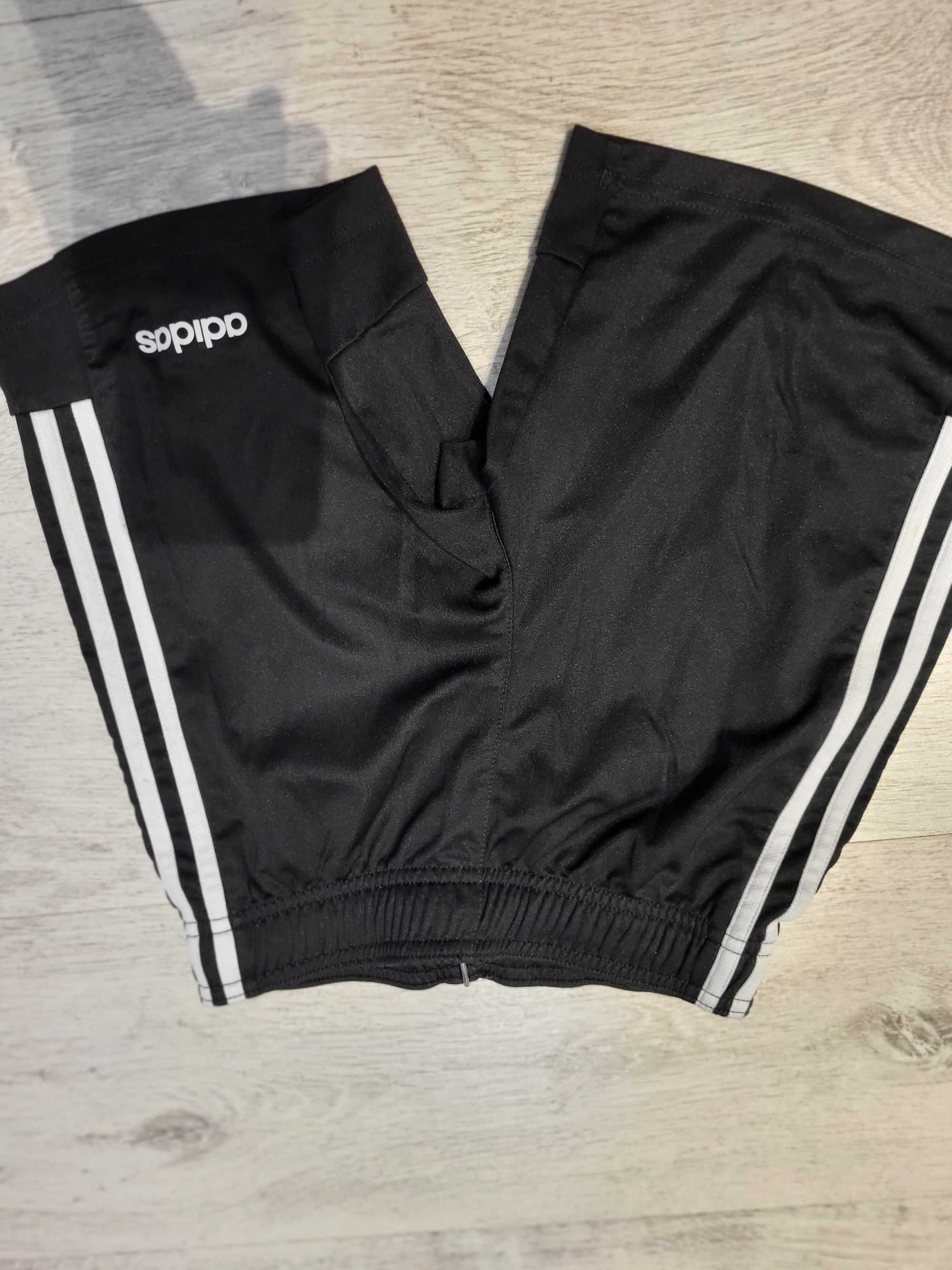 Spodenki Adidas 140cm