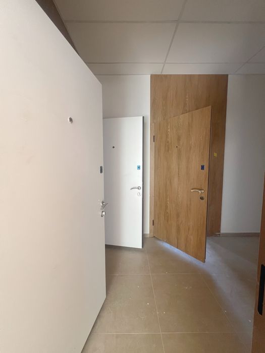 Без %. 1-кім студія з балконом, басейн,вітражні вікна, укриття