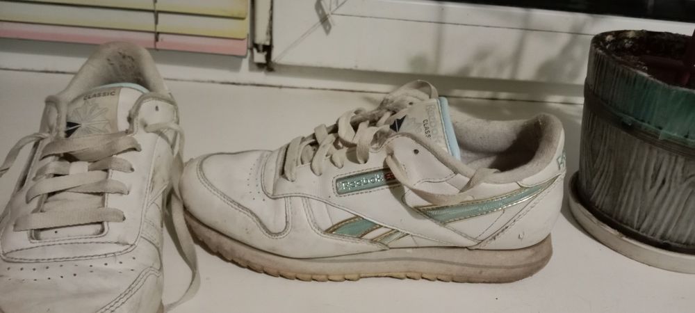 Кросівки Reebok на дівчину