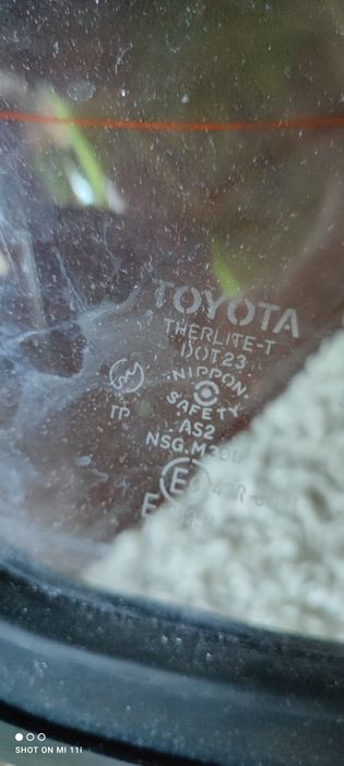 Заднє скло Toyota Carina 2 T150