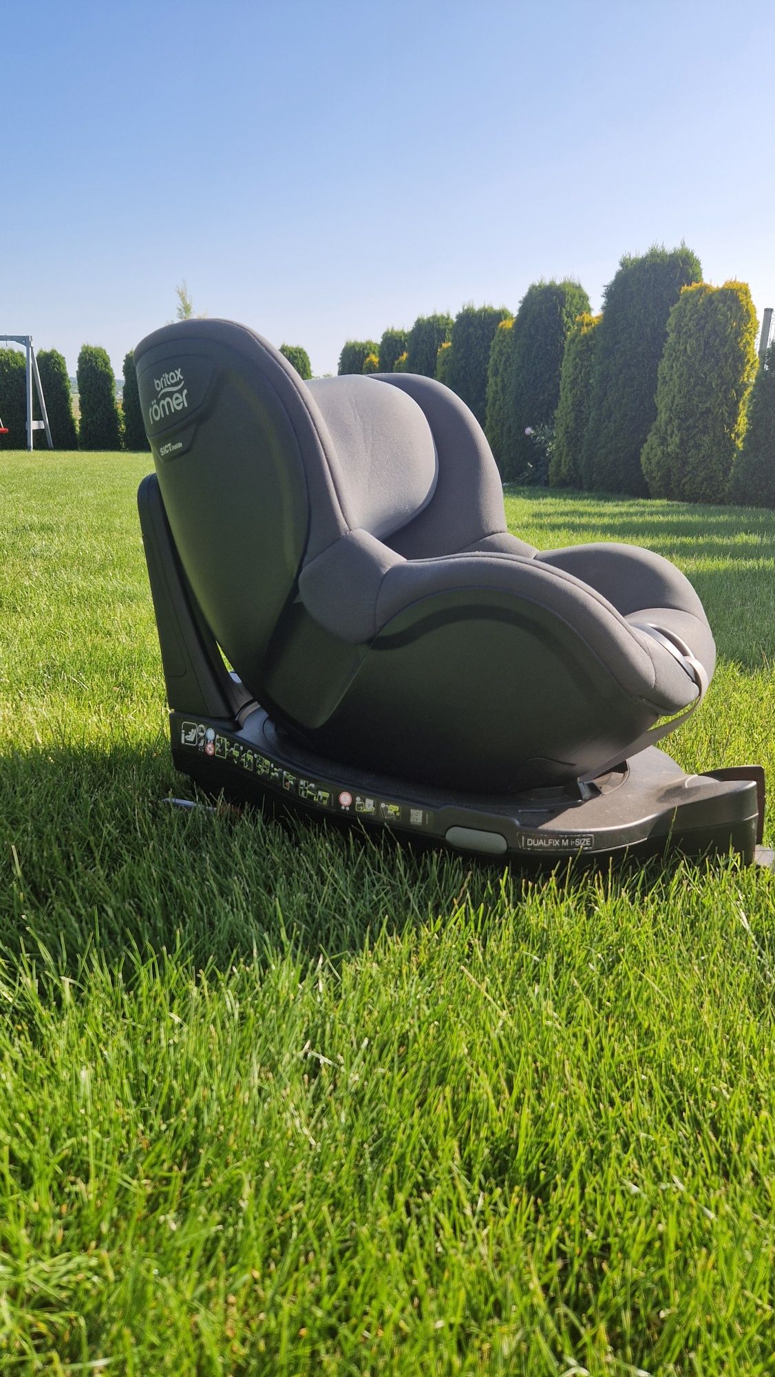 Britax Romer Dualfix M i - size