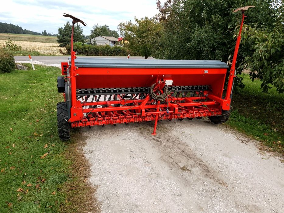 Siewnik talerzowy 3m Unia Poznaniak Amazone Polonez Lemken
