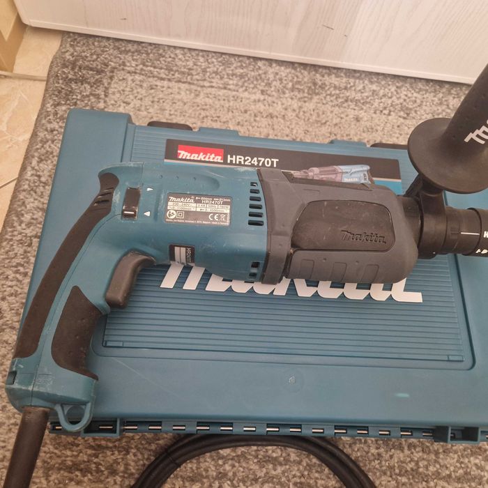 Młotowiertarka Makita HR2470T