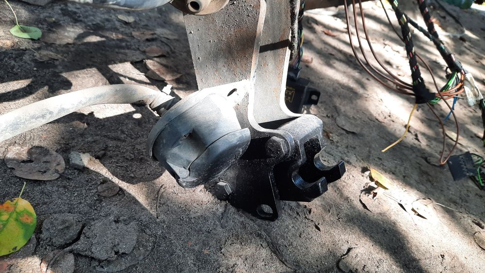 Фаркоп на Volkswagen Golf 4 (1996-2003) Хетчбек \ Універсал