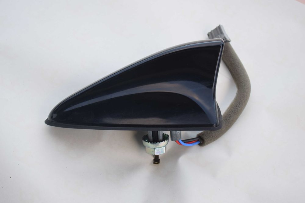 antena dachowa gps płetwa rekin HYUNDAI TUCSON III 15- .V3U kolor