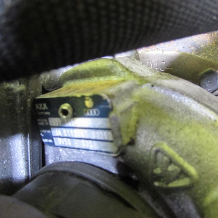 Турбіна Volkswagen Touareg 3,0 BKS дизель 2007-2010 Турбонагнетатель