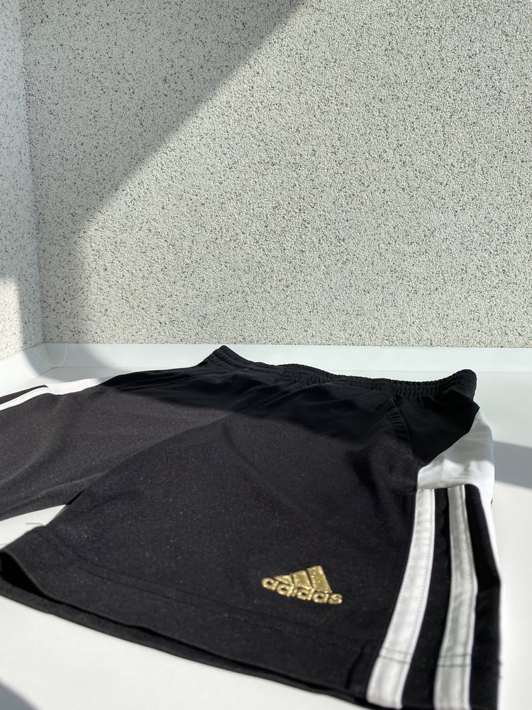 Adidas Спортывные шорты