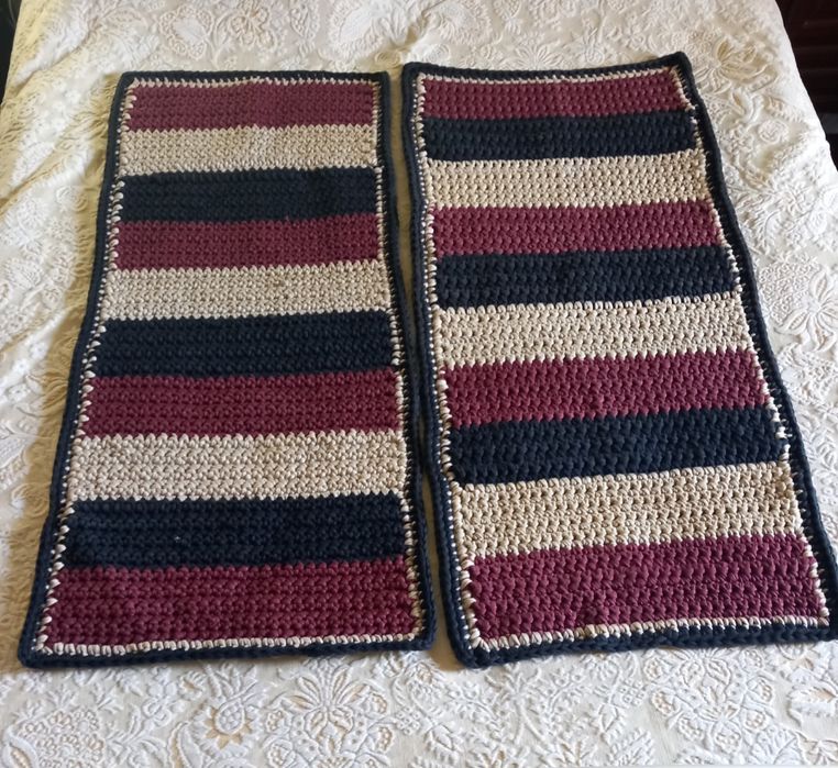 2 Tapetes de trapilho