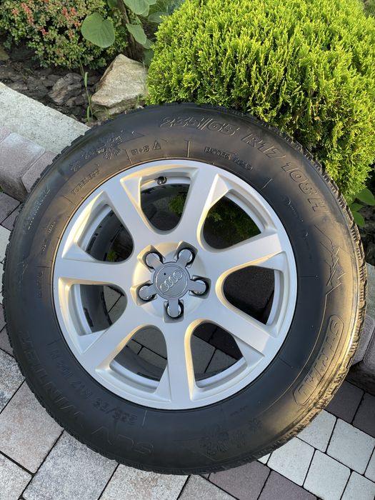 Оригінальні диски Audi 17" з зимовими шинами 235/65 R17