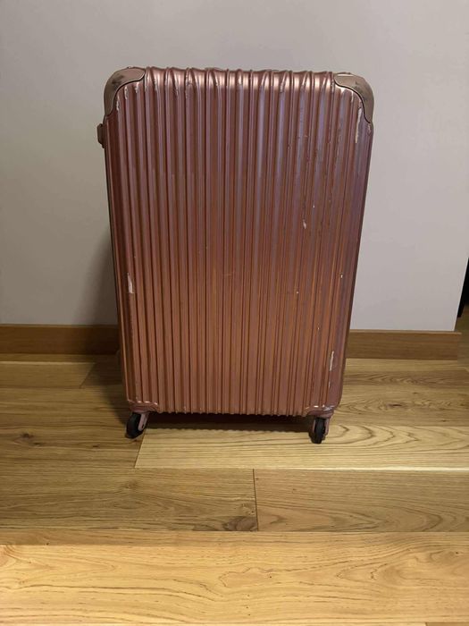 Walizka duza różowa