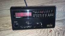 Radiobudzik z PRL Condor