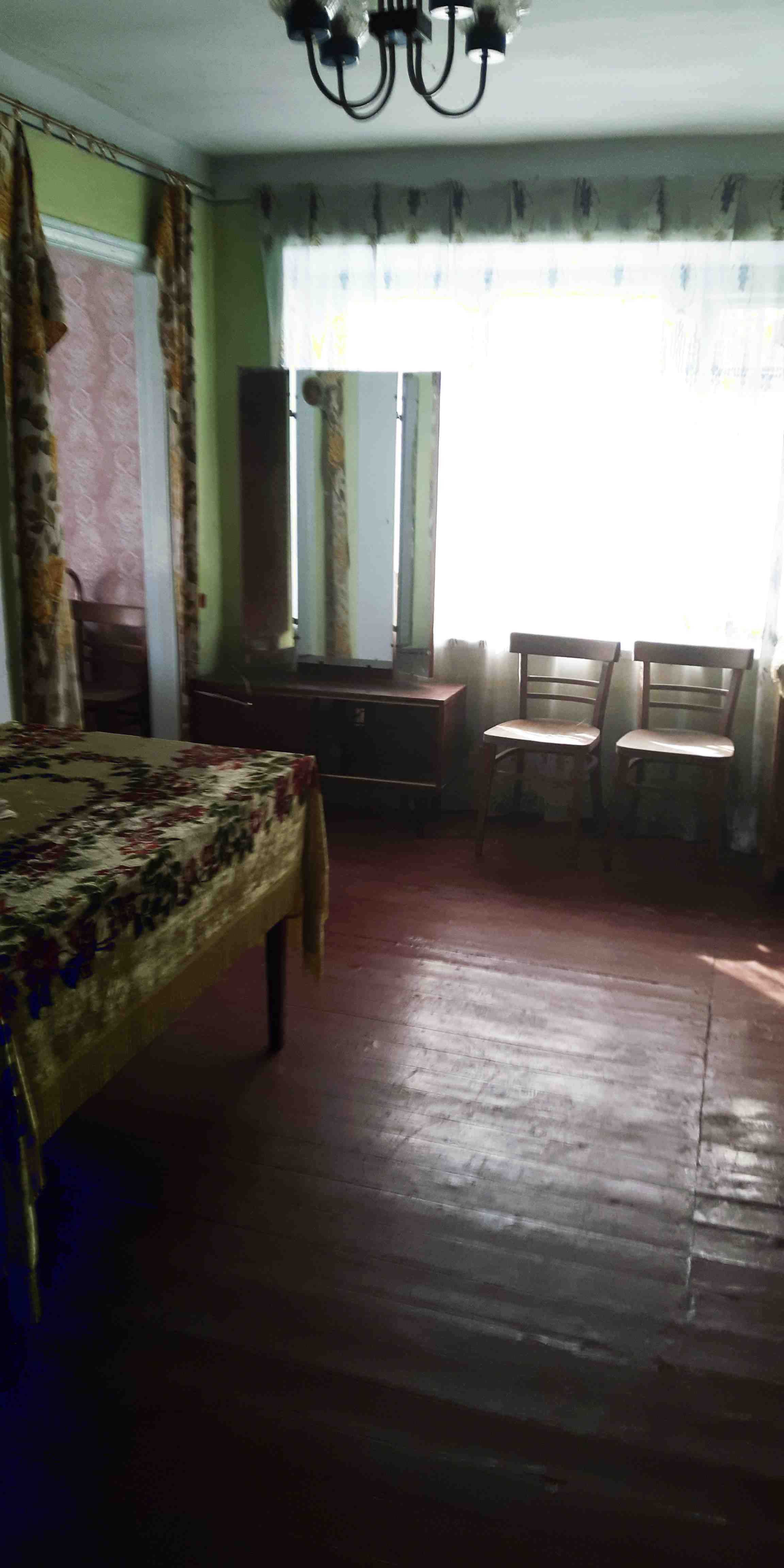 Продам 4-х комнатную  квартиру в с.Сербка, Одесская область