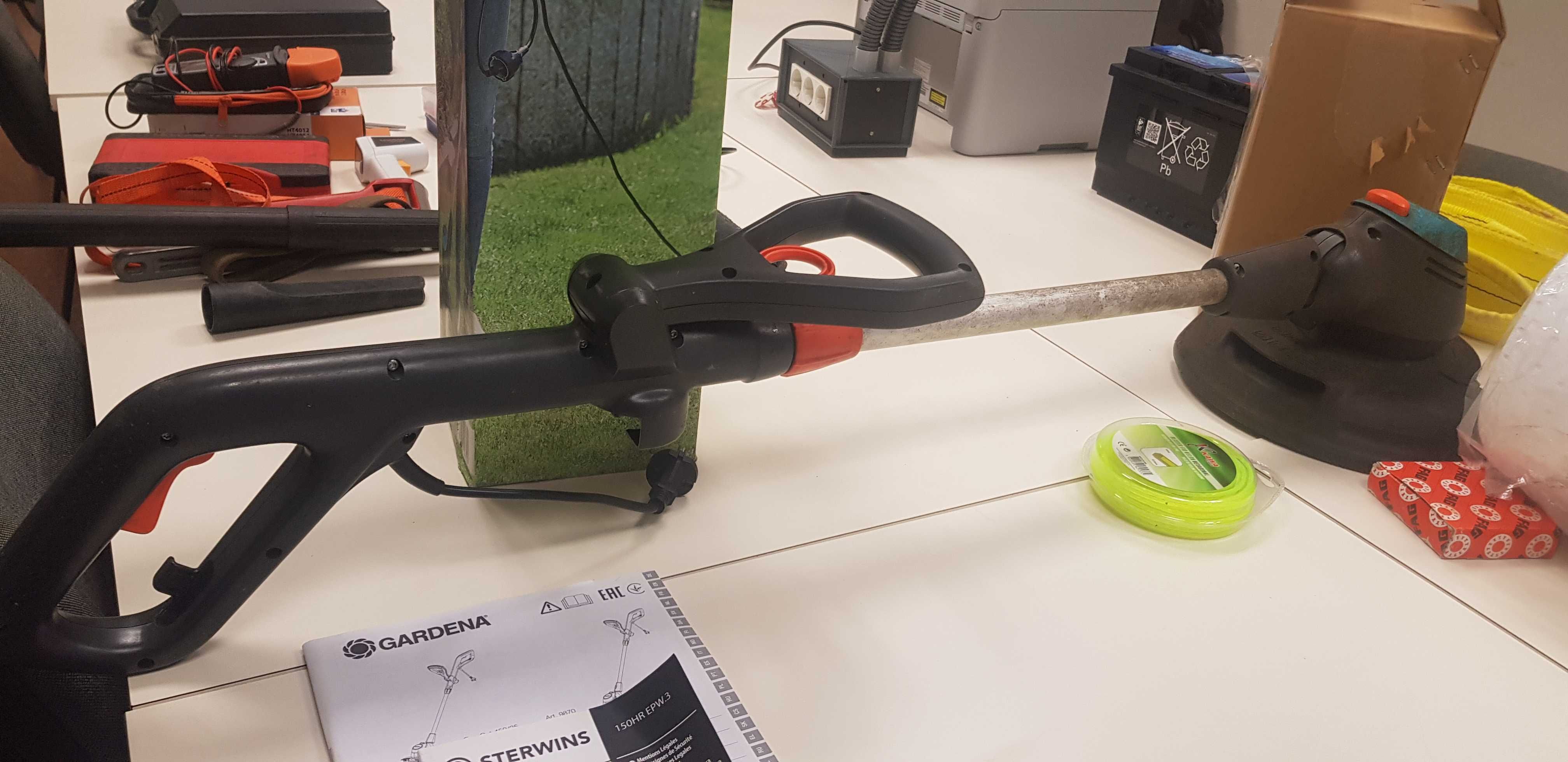 Gardena Aparador de relva elétrico EasyCut 450/25 450W
