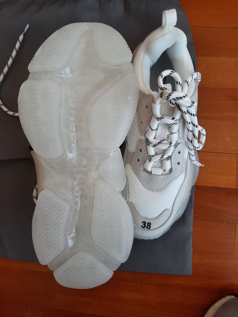 Balenciaga Triple S sola gel