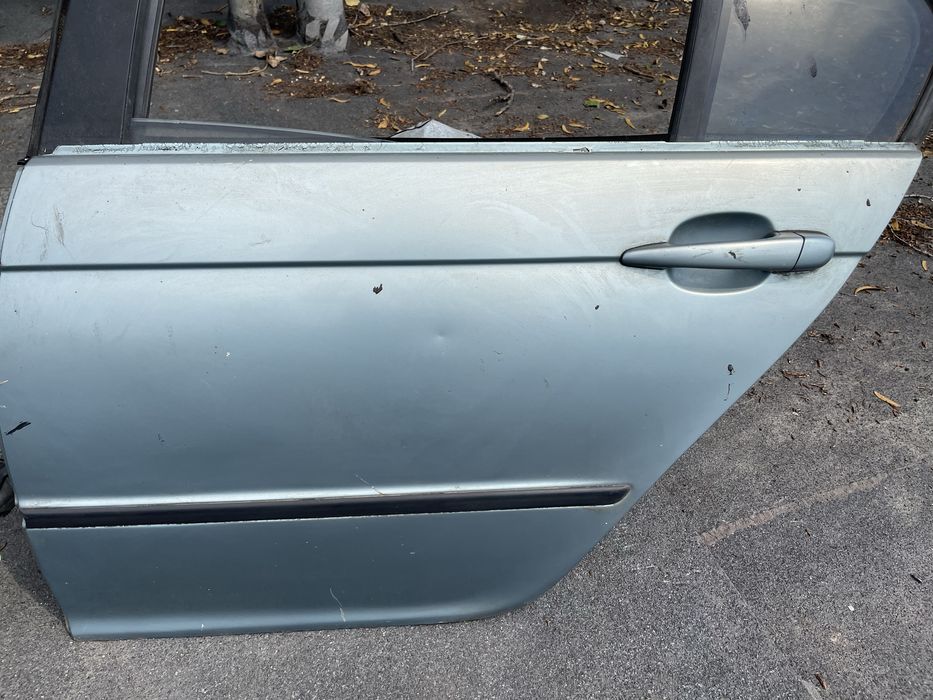 Двери BMW e46 седан