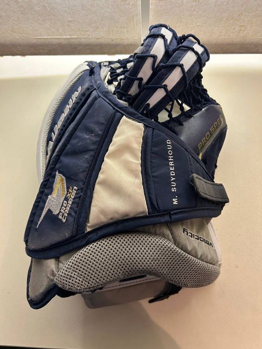 Ловушка и блин хоккейного вратаря Vaughn Pro Spec