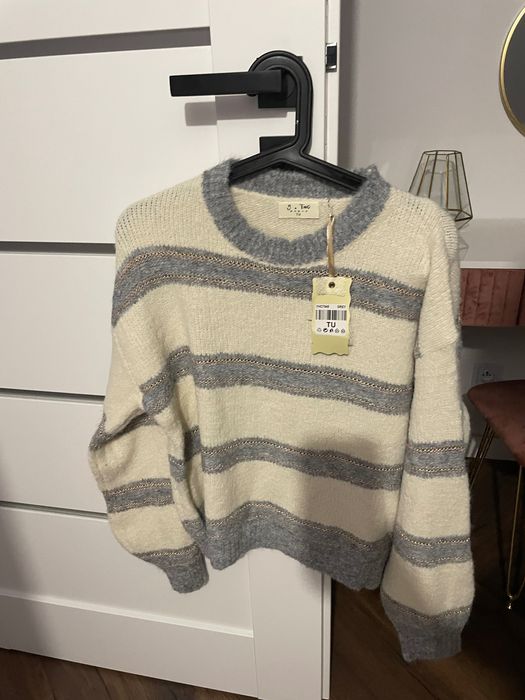 Sweter w paski błyszcząca nic