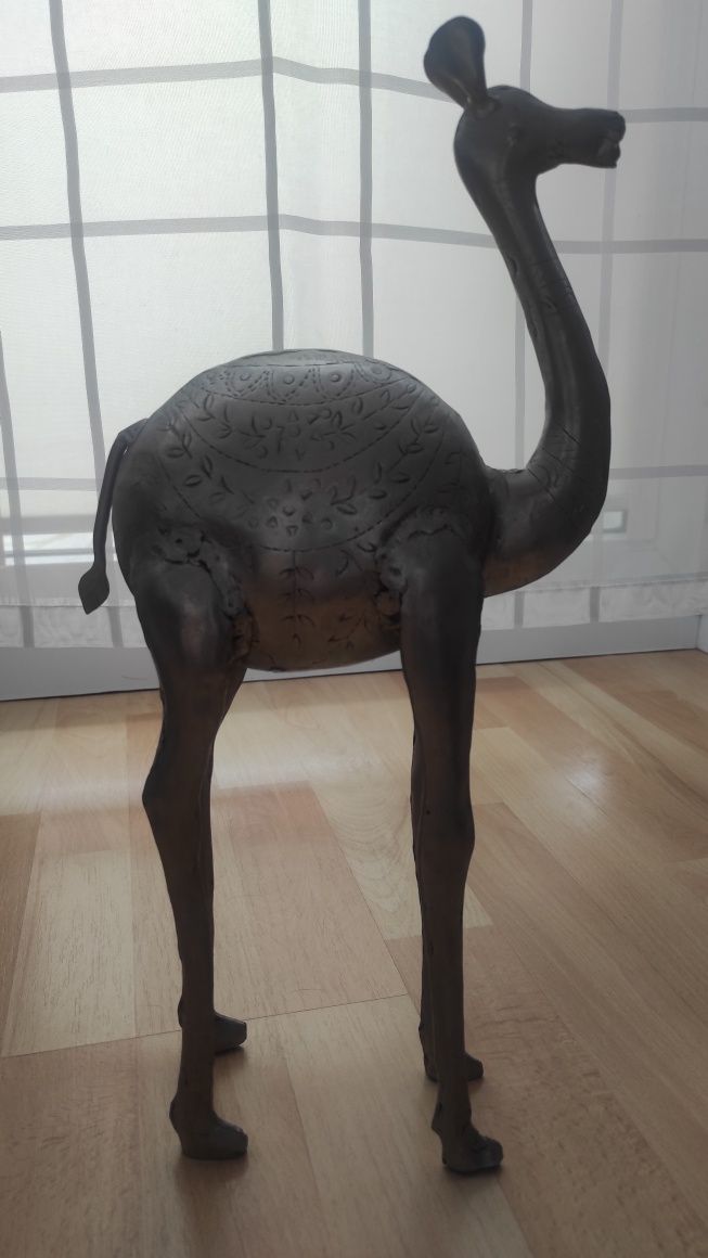 Ozdoba figurka metalowy wielbłąd  41 cm