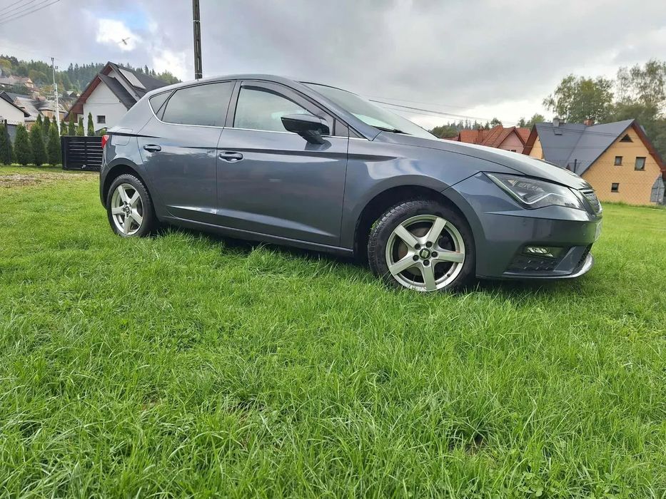 Seat Leon Sprzedam Seata Leona bogate wyposażenie wersja Xcellence