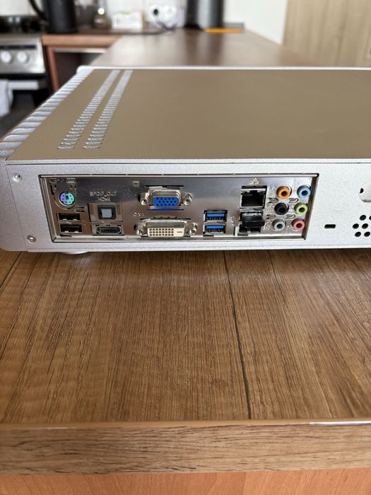 Bezgłośny komputer Streacom ST-fc5s EVO WS