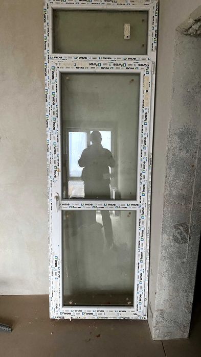 пластикові балконні двері WDS 80/240 однокамерні