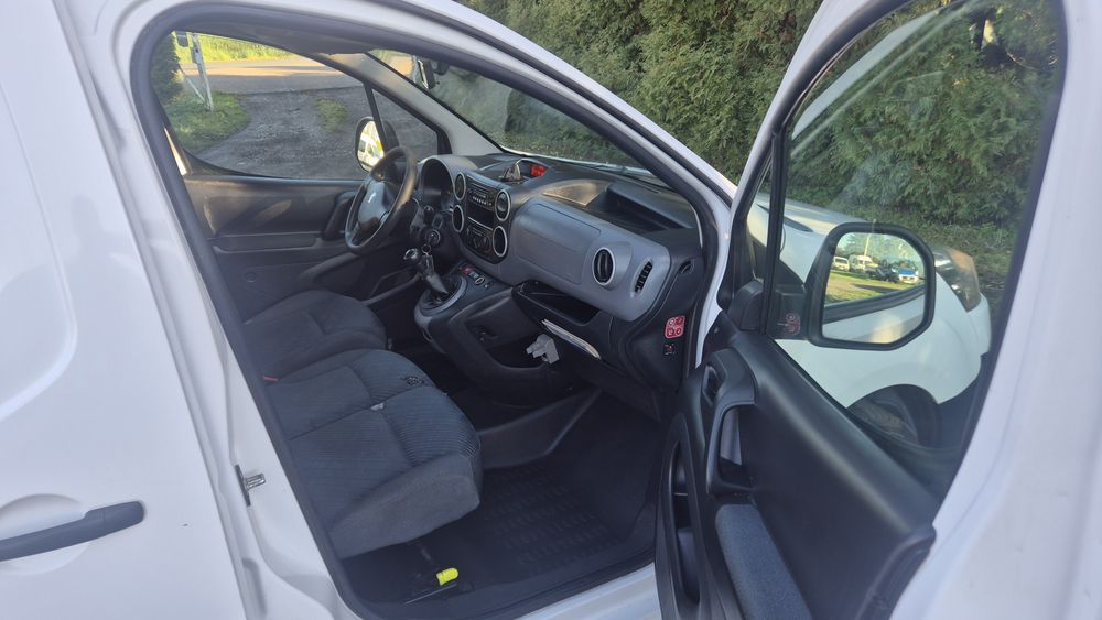 Peugeot Partner 1.6HDI 2011r (berlingo)