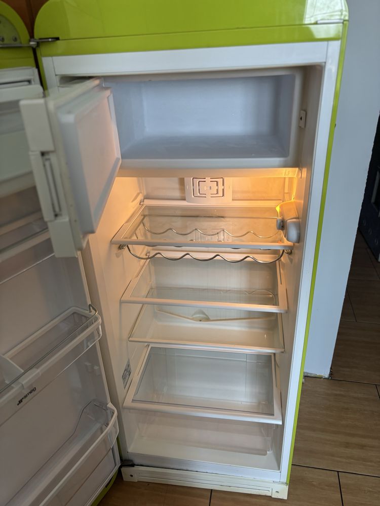 Lodówko-zamrażarka smeg retro