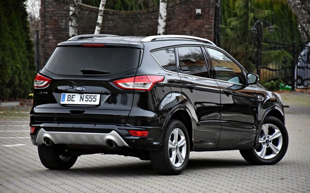 Ford Kuga 2013 року