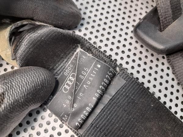 Cinto trás esquerdo AUDI Allroad (4BH, C5)