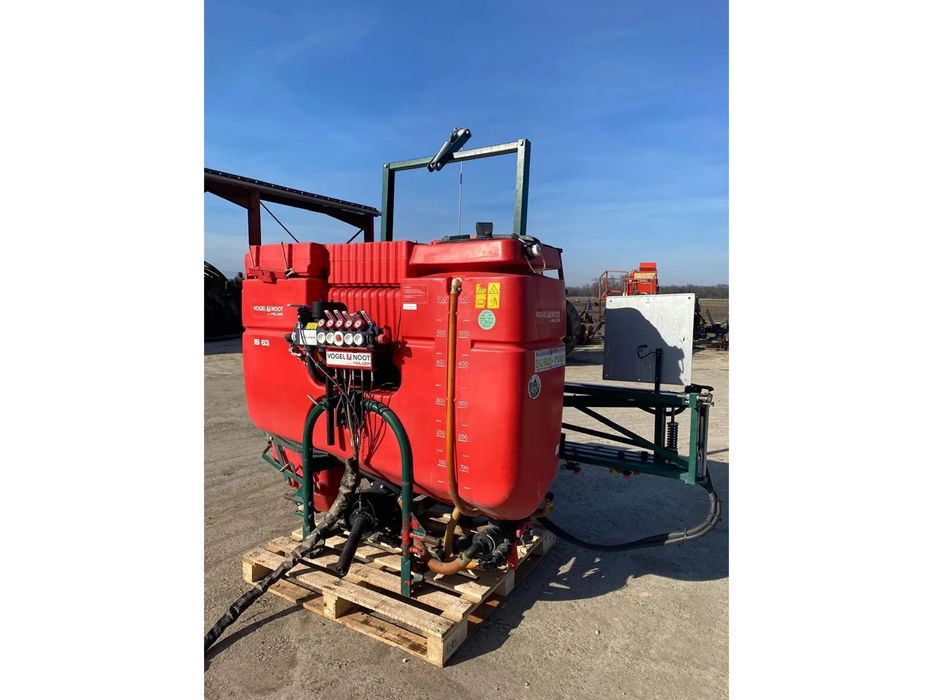 Pulverizador 600L Vogel Noot
