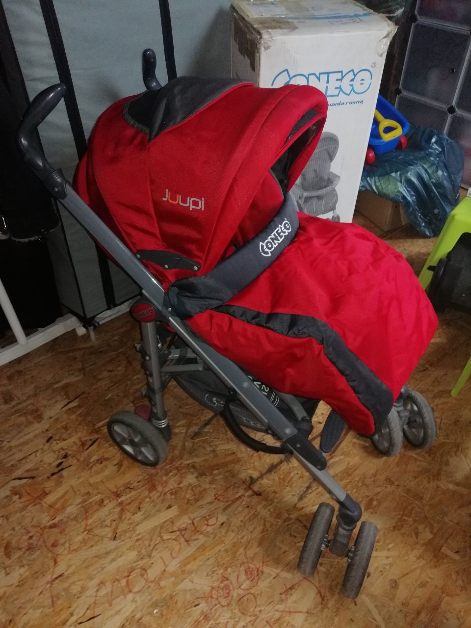 Spacerówka Coneco Juupi