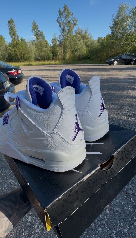 Nike Air Jordan 4 Retro "Metallic Pack - Purple