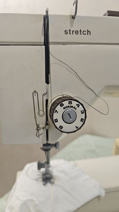 Швейна машинка Італія професійна