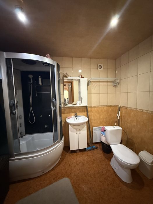 Будинок на Космосі,вул Запорізьких Вогнеборців