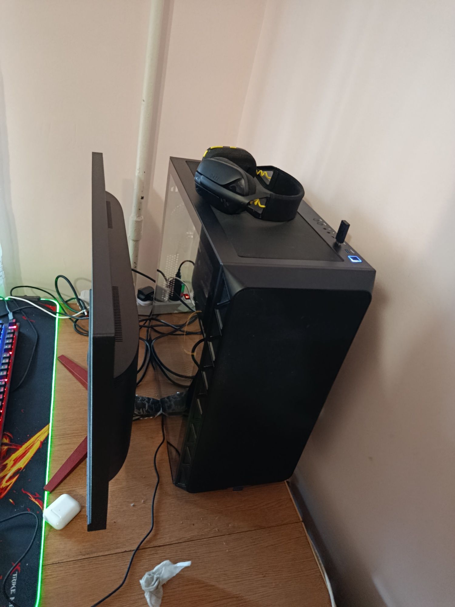 Продам новий ігровий ПК в збор xeon 2680v4 14 ядер 28 потоків і rx5500